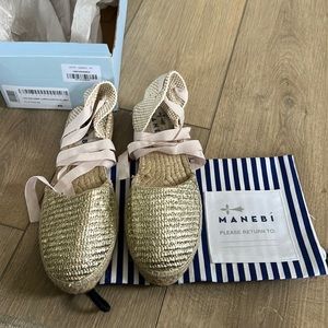 NIB Manebí Valenciana Raffia Platinum Size 9.5 (40)